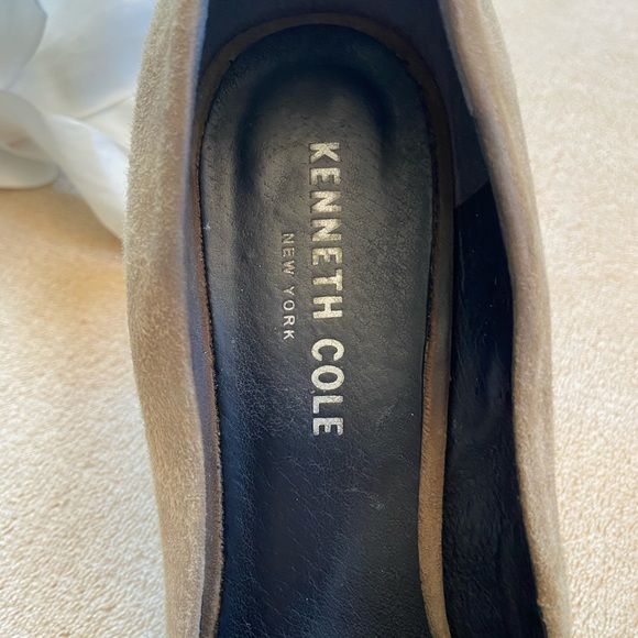Suede Heels by Kenneth Cole - Picture 4 of 4